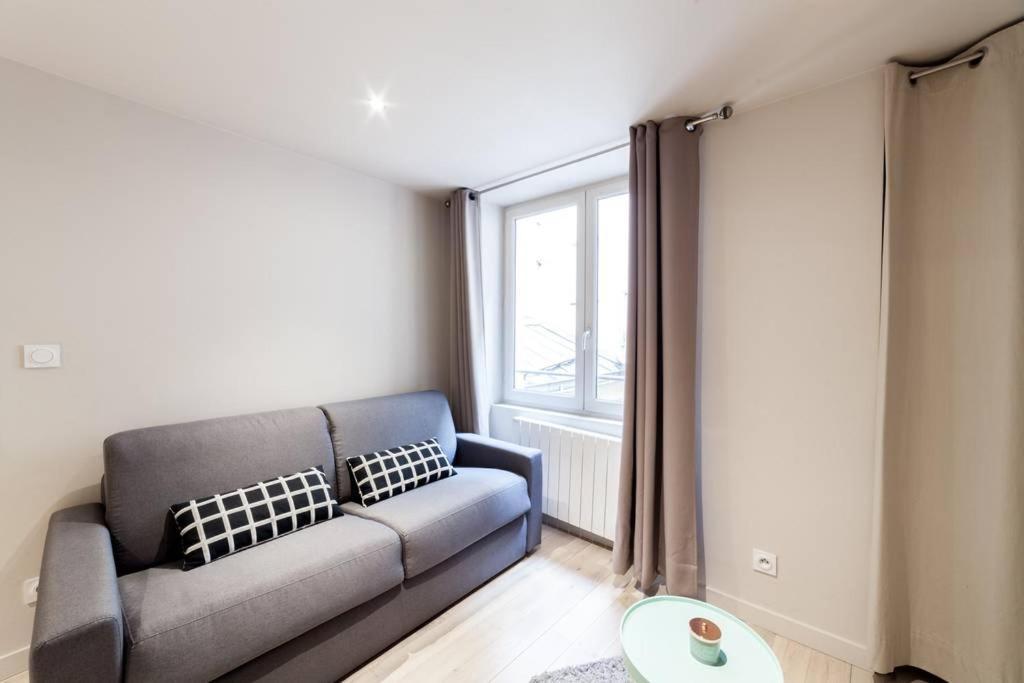 Studio Parfaitement Equipe - Metro Cordeliers Ail Лион Экстерьер фото